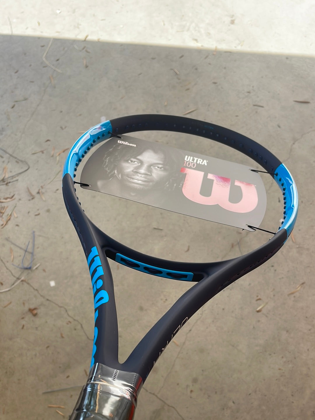 Wilson Ultra 100 v2 Tennis Racket
