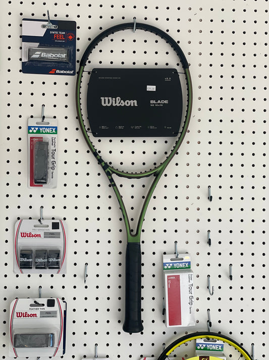 Wilson Blade 98 V8 16x19